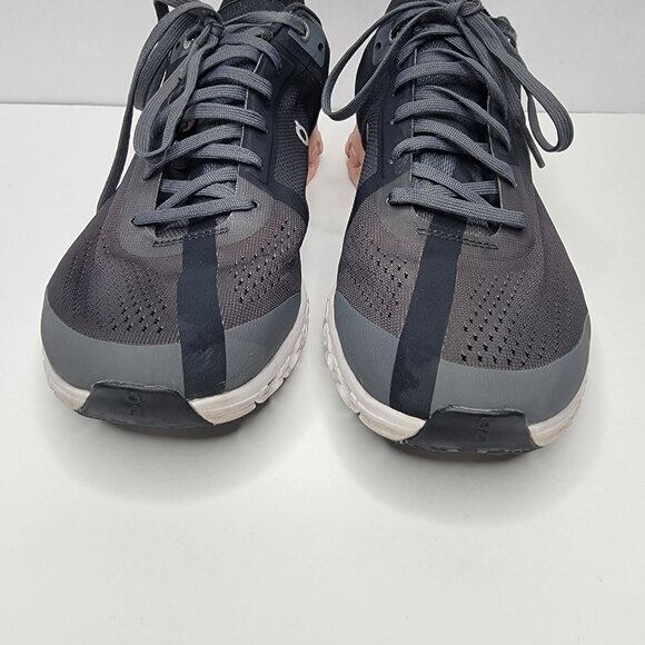 On Cloud Swiss Engineering Cloudflow Women's Gray & Black Running Shoes - Picture 3 of 10